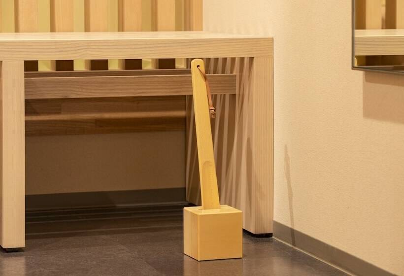 Quarto Familiar, Karaksa Hotel Tokyo Station