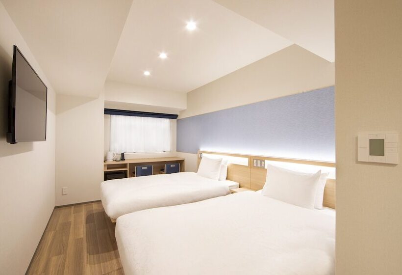 Quarto Estandar, Karaksa Hotel Tokyo Station