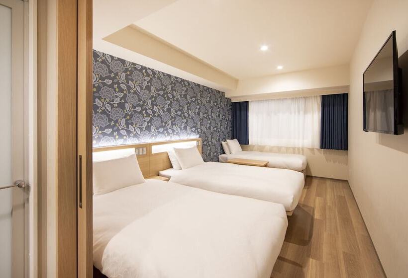 Quarto Estandar, Karaksa Hotel Tokyo Station