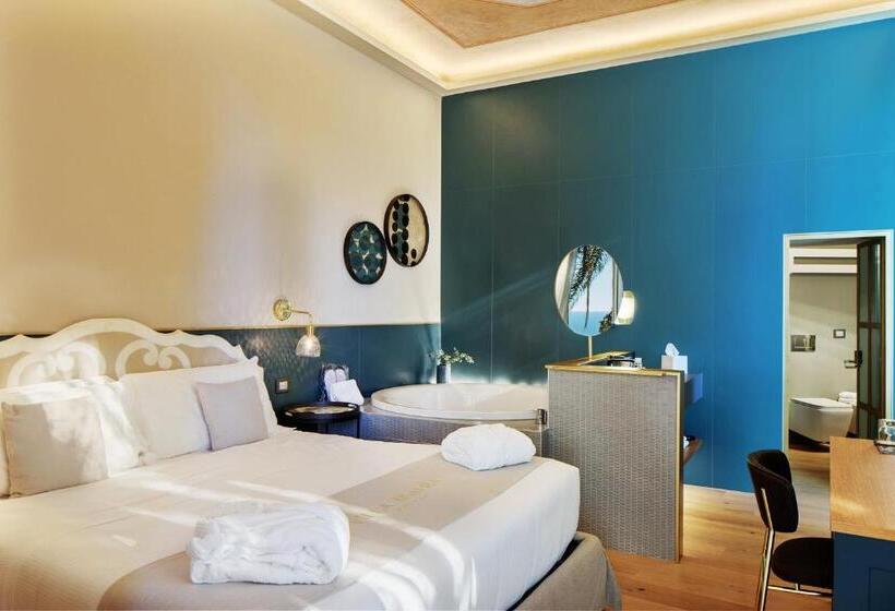 سوییت جونیور با چشم‌انداز دریا, Villa Riviera Resort