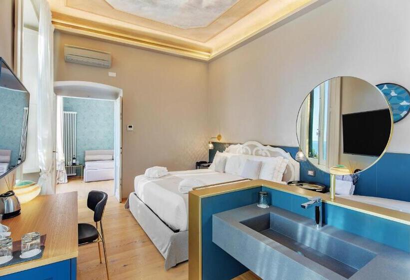سوییت جونیور با چشم‌انداز دریا, Villa Riviera Resort
