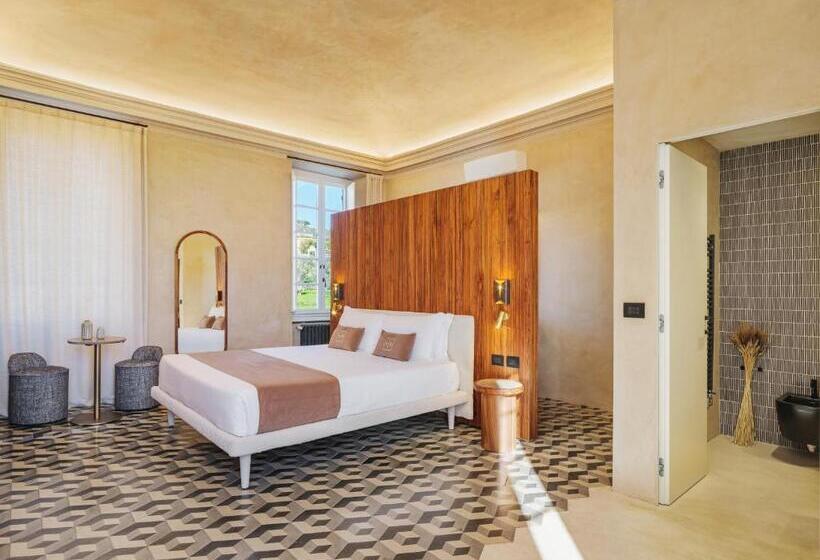 سوئیت با تخت بزرگ, Villa Riviera Resort