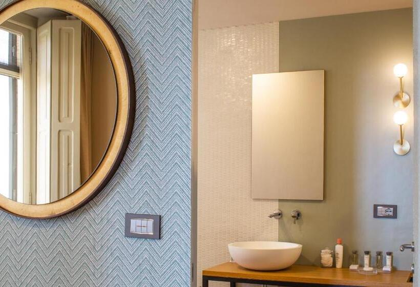 سوییت جونیور با چشم‌انداز دریا, Villa Riviera Resort