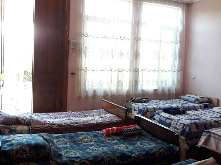 تختخواب در اتاق مشترک, Cozy Home