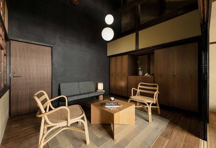 اتاق لوکس, Nazuna Kyoto Gosho