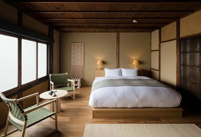اتاق لوکس, Nazuna Kyoto Gosho