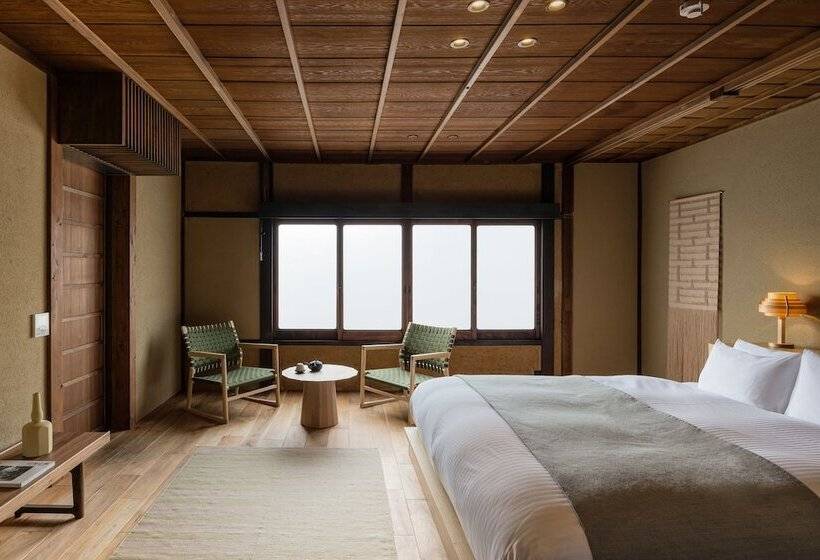 اتاق لوکس, Nazuna Kyoto Gosho
