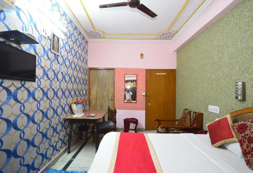 غرفة قياسية, Jai Maa Palace