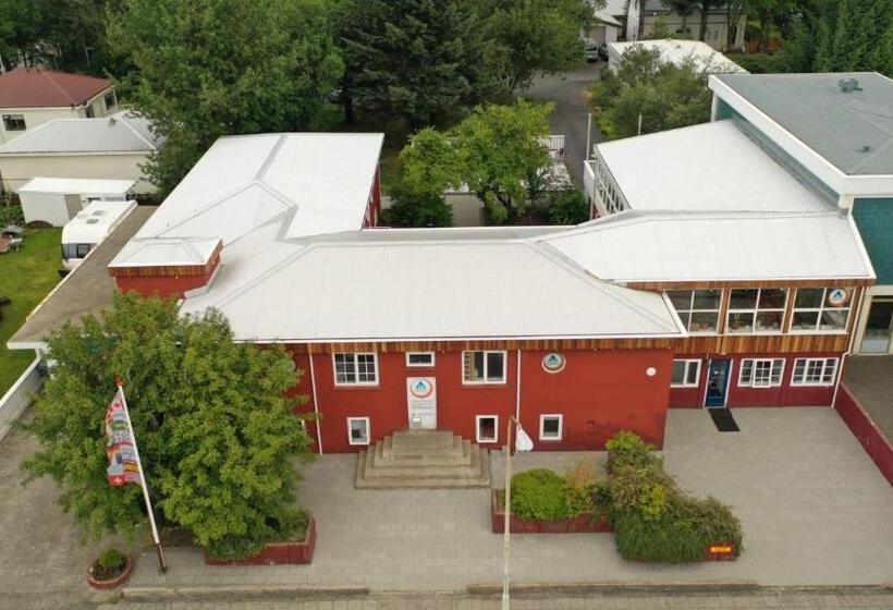 اتاق استاندارد چهارنفره با سرویس بهداشتی مشترک, Selfoss Hostel