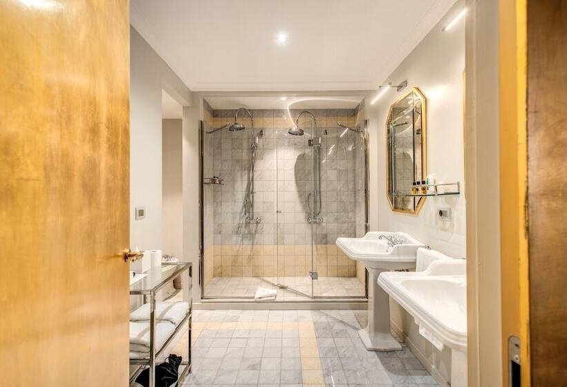 سوییت لوکس, Martius Private Suites