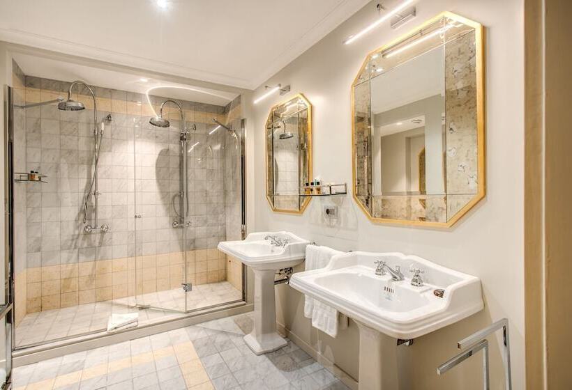 سوییت لوکس, Martius Private Suites