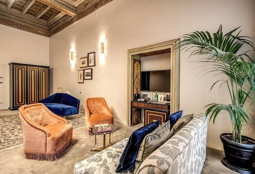 سوییت لوکس, Martius Private Suites