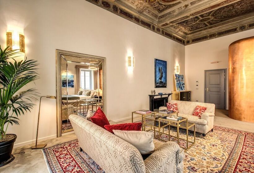 سوئیت پرزیدنت, Martius Private Suites