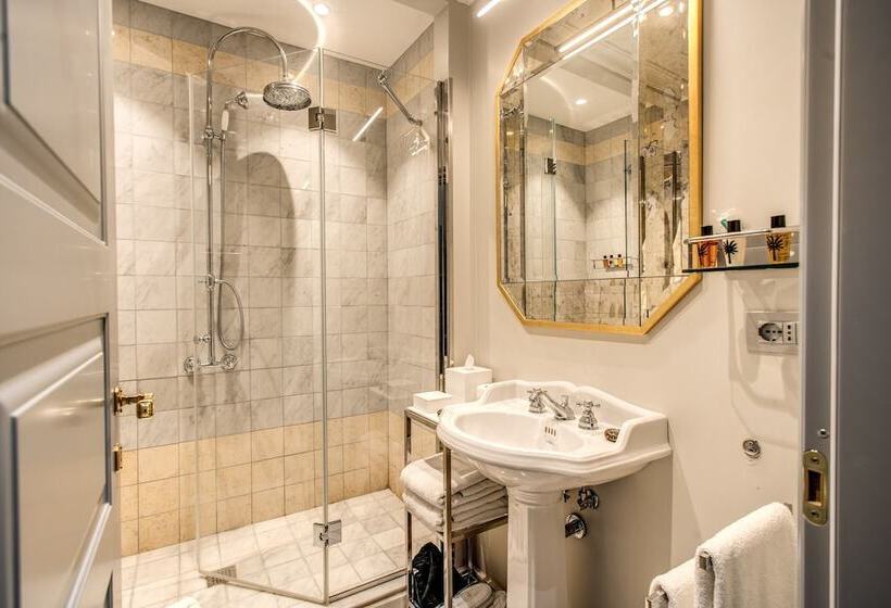 اتاق سوپریور, Martius Private Suites