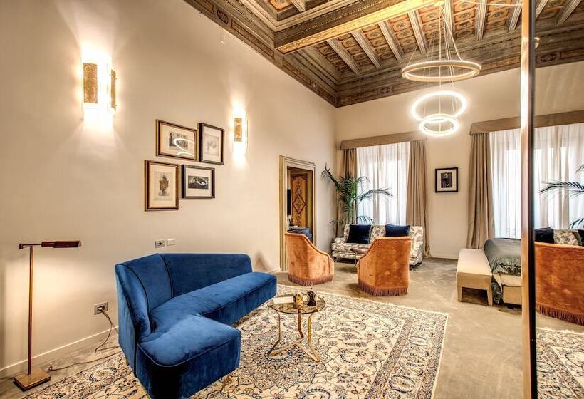 سوییت لوکس, Martius Private Suites