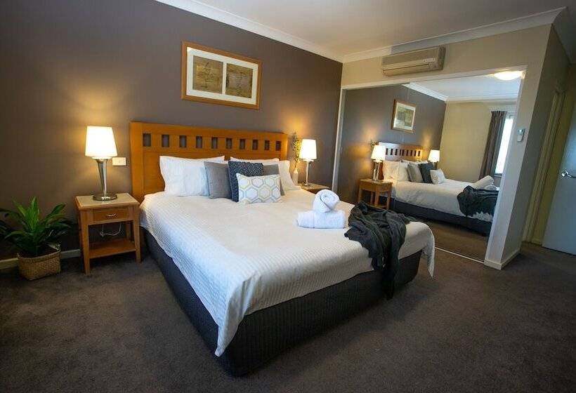 침실 3개 아파트, Apartments On Mounts Bay