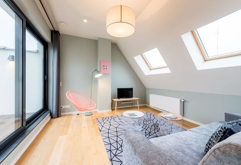 آپارتمان سوپریور 1 خوابه, Smartflats Design  Grandplace
