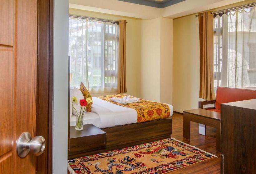 스탠다드 룸 킹사이즈 침대, Muscatel Grand Silkroute   300 Mts From Mg Marg