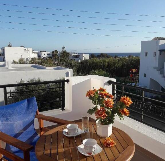 Escritório Estandar Vista Mar, Chrysopelia Studios And Apartments