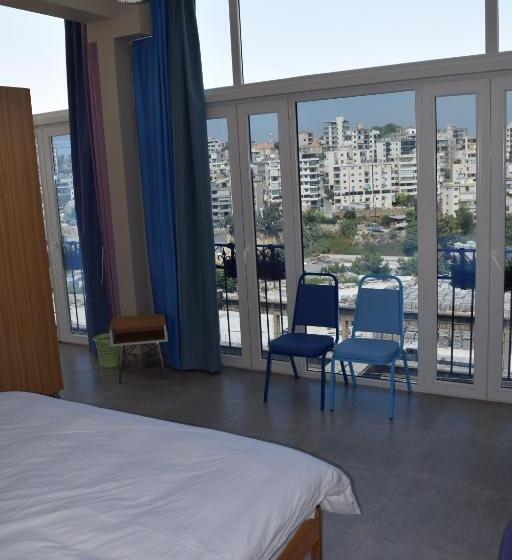 اتاق استاندارد یک نفره, Damask Rose, Lebanese Guest House