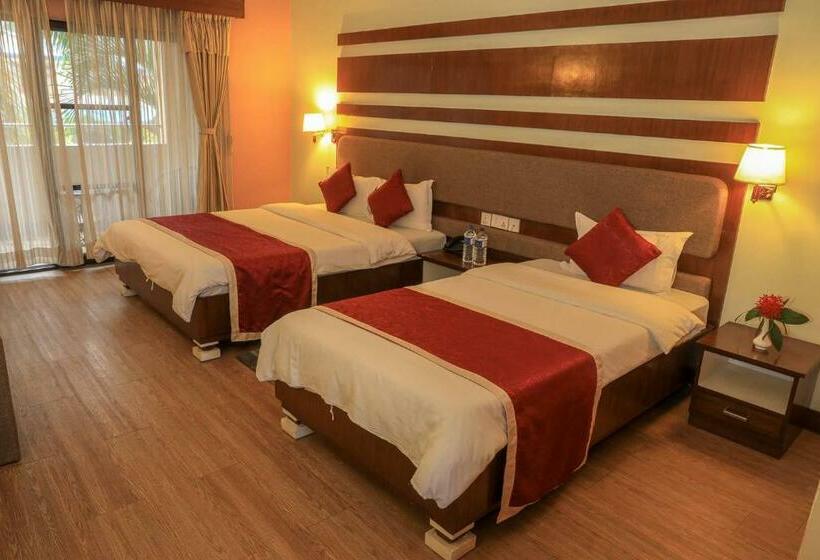 سوییت, Bharatpur Garden Resort