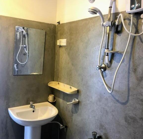 Quarto Estandar Cama King, Aluthgedara Guest House