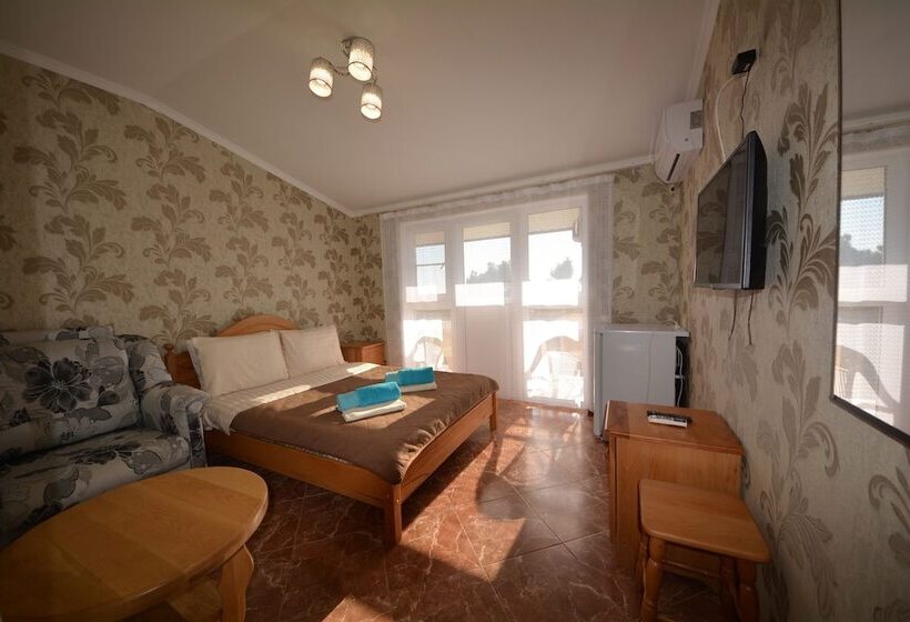Номер Deluxe Вид на Море с Балконом, Guest House Irina
