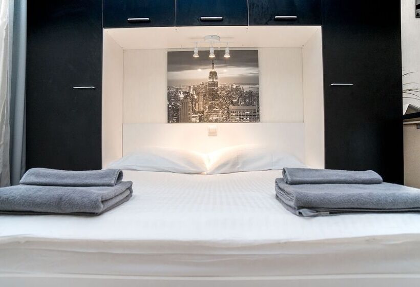 Апартаменты 1 Спальня с Балконом, City Park Apartments