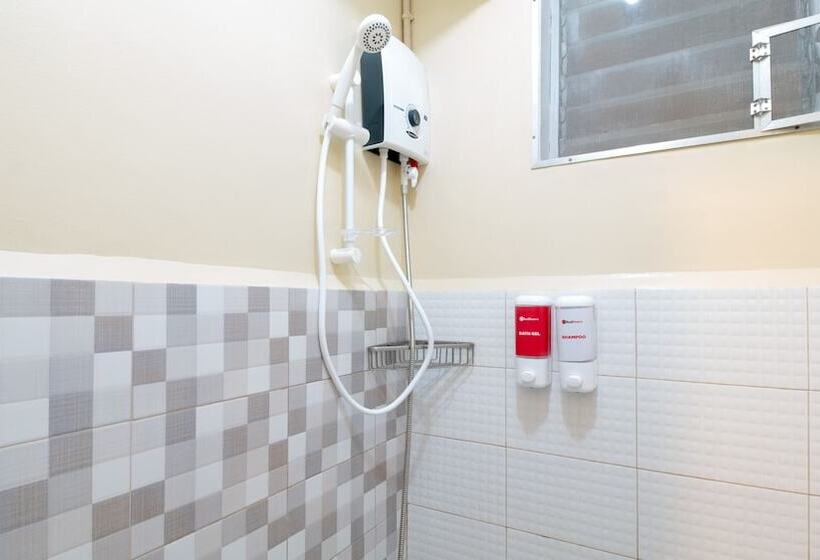 اتاق استاندارد, Reddoorz Near Pnr Espana Station