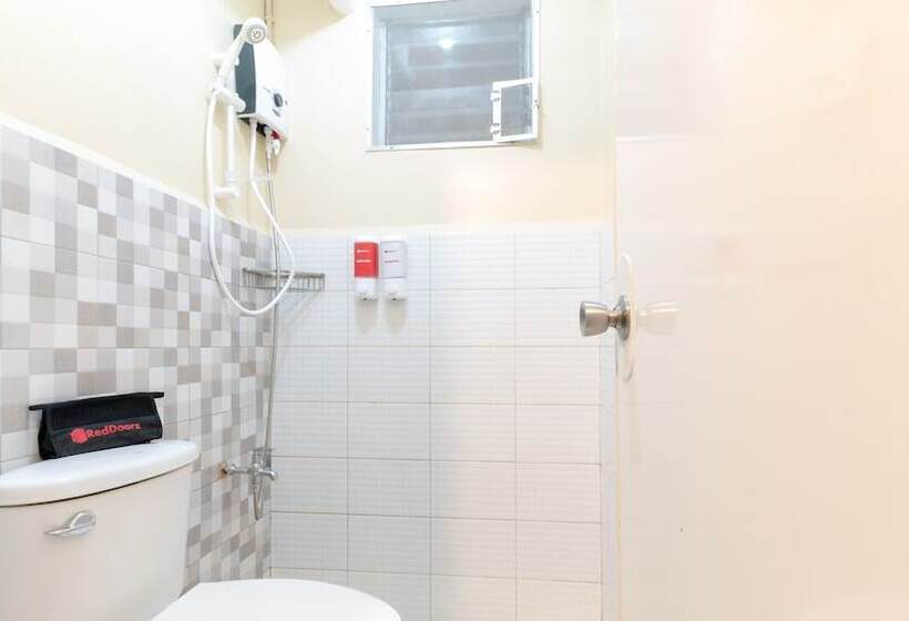اتاق استاندارد, Reddoorz Near Pnr Espana Station