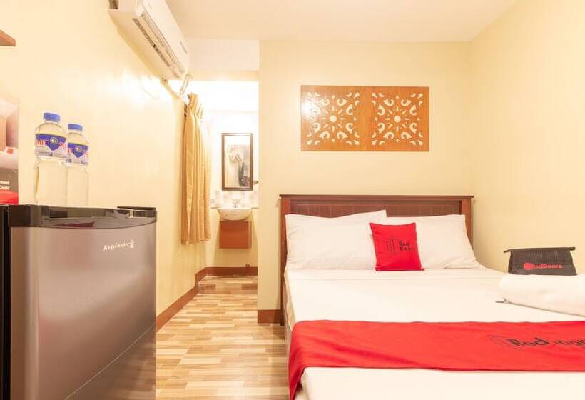 اتاق استاندارد, Reddoorz Near Pnr Espana Station