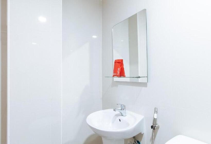 اتاق استاندارد, Reddoorz Near Pnr Espana Station
