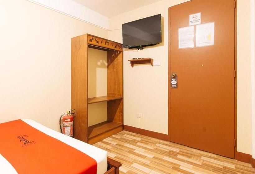 اتاق استاندارد, Reddoorz Near Pnr Espana Station