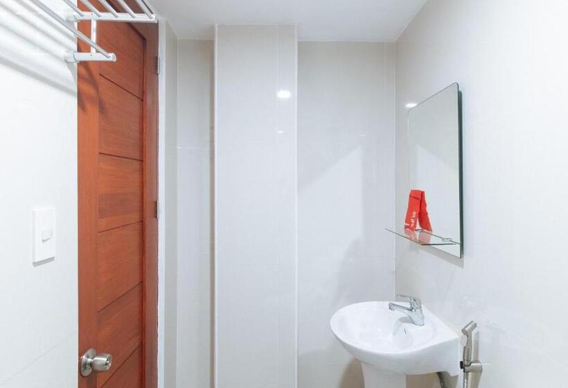 اتاق خانوادگی, Reddoorz Near Pnr Espana Station