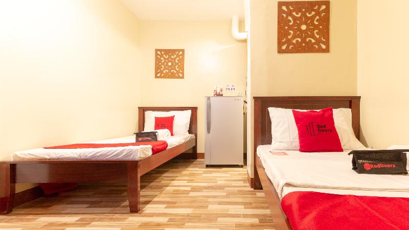 اتاق استاندارد, Reddoorz Near Pnr Espana Station