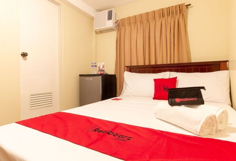 اتاق استاندارد, Reddoorz Near Pnr Espana Station