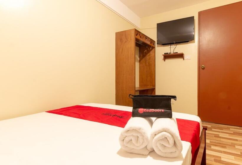 اتاق استاندارد, Reddoorz Near Pnr Espana Station