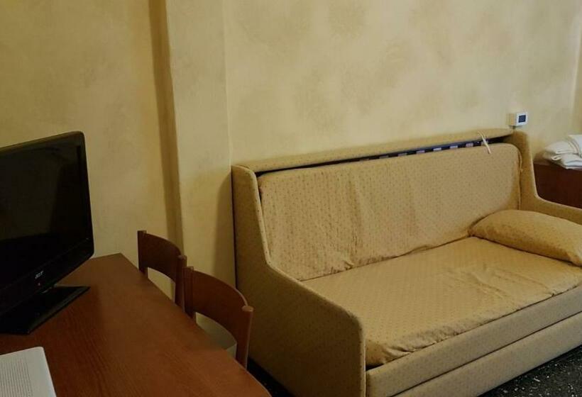 Номер Стандарт Трехместный, Albergo Ristorante Bergallo