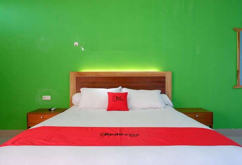 Номер Стандарт, Reddoorz Near Taman Makam Pahlawan Tatura