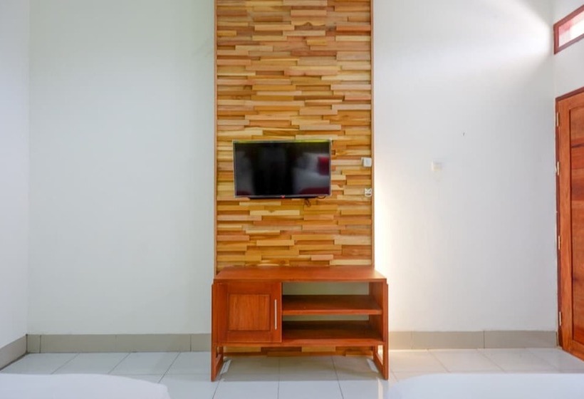 Номер Стандарт, Reddoorz Near Taman Makam Pahlawan Tatura