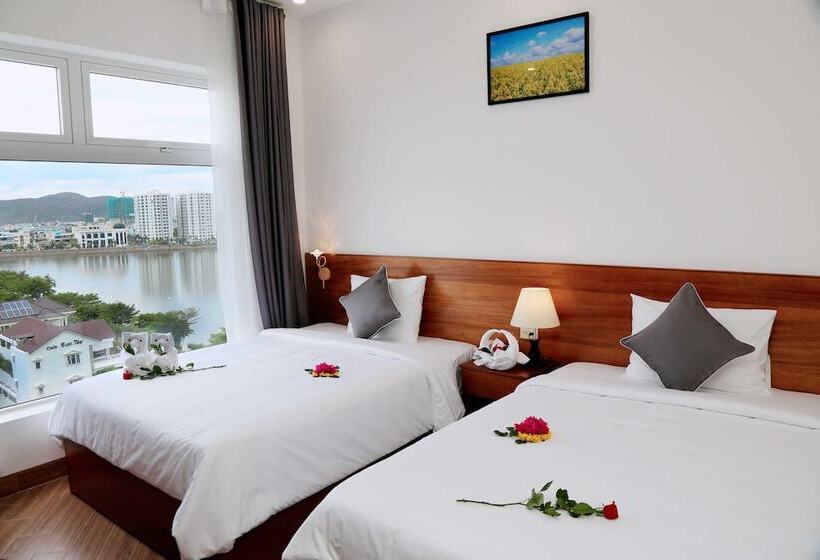 اتاق لوکس, Thanh Van Hotel Quy Nhon