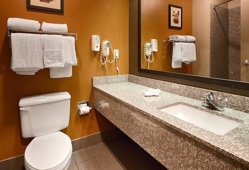 Номер Executive, Best Western Inn & Suites
