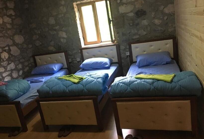 Номер Стандарт Трехместный, Alpinehouse Theth