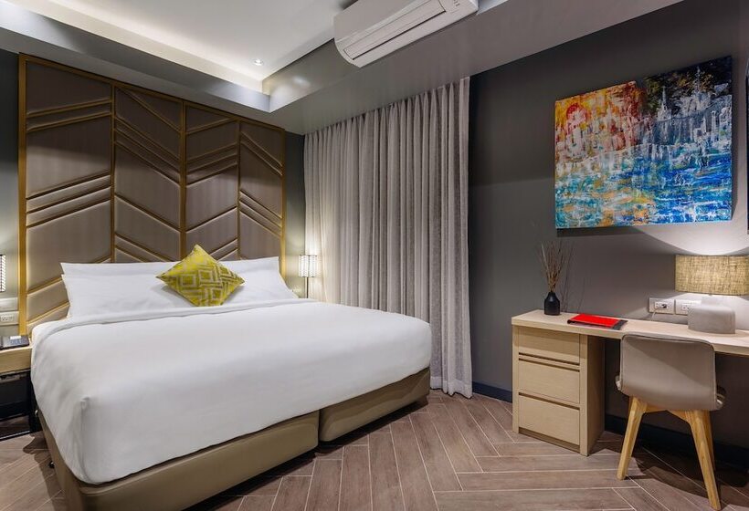 سوییت جونیور, Summit Hotel Greenhills