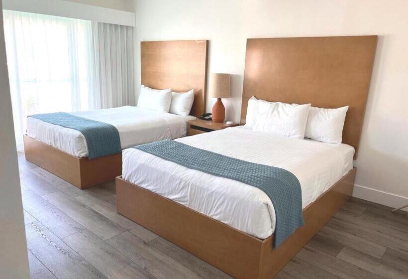 Номер Стандарт Вид на Бассейн, Capri Laguna On The Beach  A Boutique