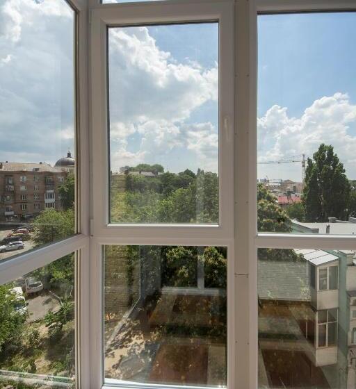 آپارتمان 1 خوابه با بالکن, Secret Apartments