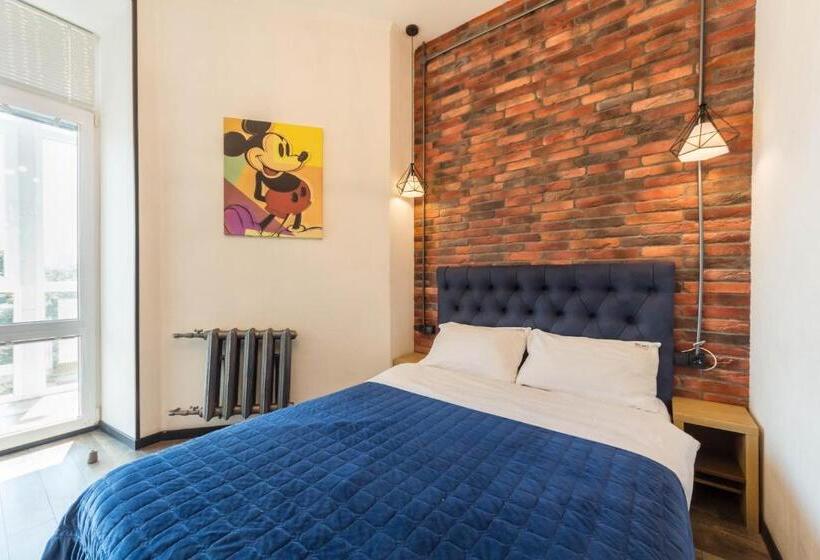 آپارتمان 1 خوابه با بالکن, Secret Apartments