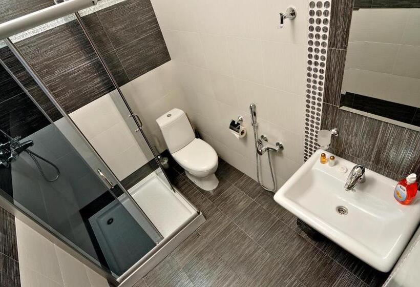 استودیوی استاندارد, Secret Apartments