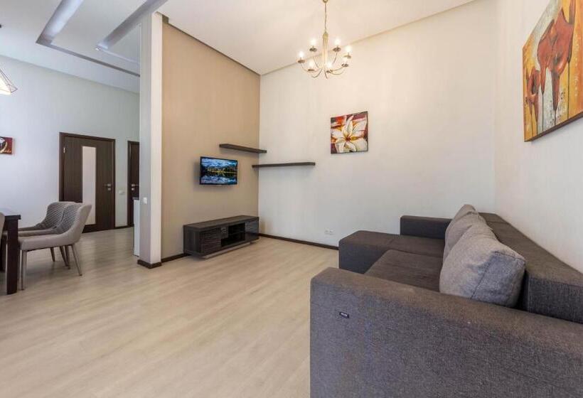 آپارتمان سوپریور 1 خوابه, Secret Apartments