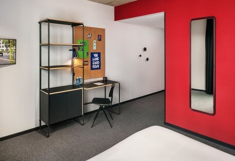 اتاق لوکس, The Social Hub Berlin Alexanderplatz